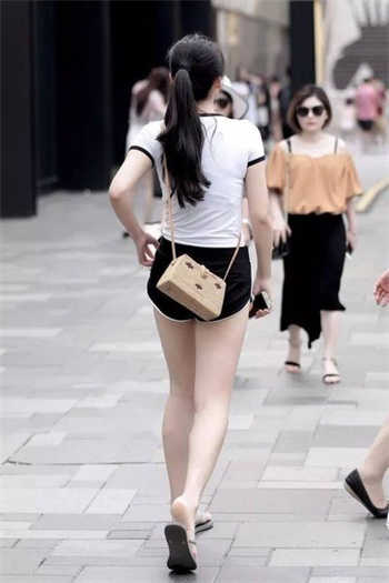 hikr143女主是谁