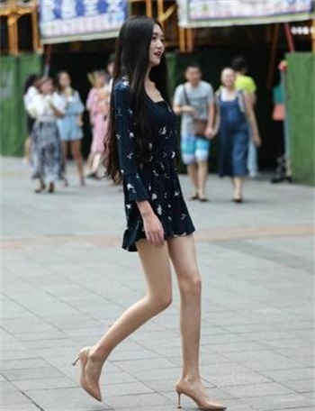 小奶球直播被围攻