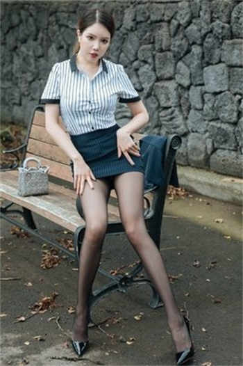 小学生吹潮视频