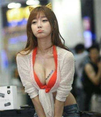 陆宜霍董慕吟