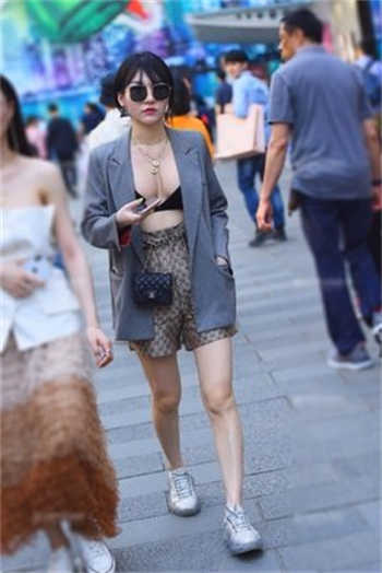 台湾网红婕咪