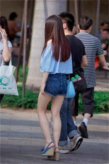 鸣人纲手温泉完整彩色