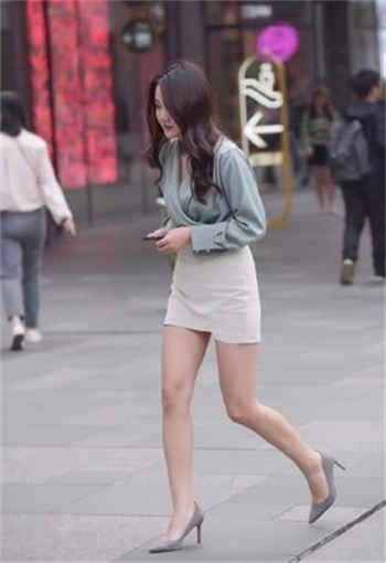 黄蓉艳轮转