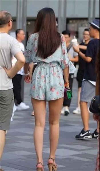 海贼王蕾贝卡本子全彩