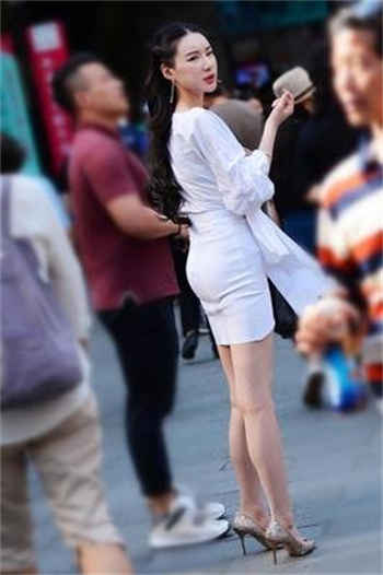 母亲的新男3友传媒李琼