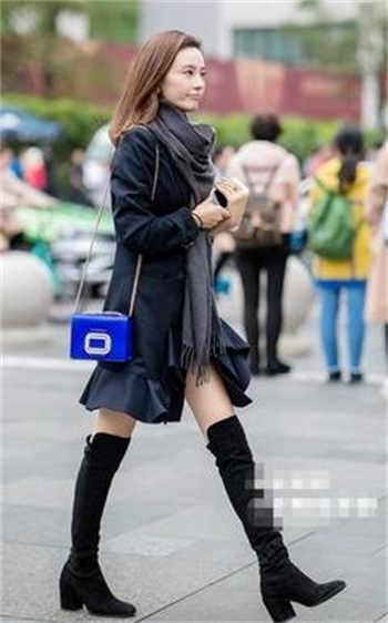 20岁的新婚夫妇燃烧