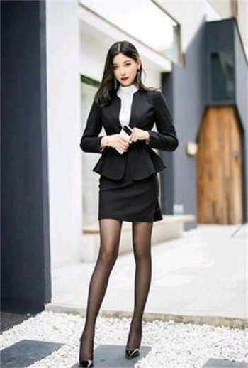 345simm女的是谁