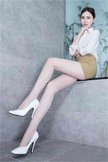 脱依服一件不剩的接吻