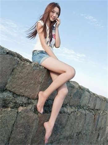 抖音十大网红女神晨妍