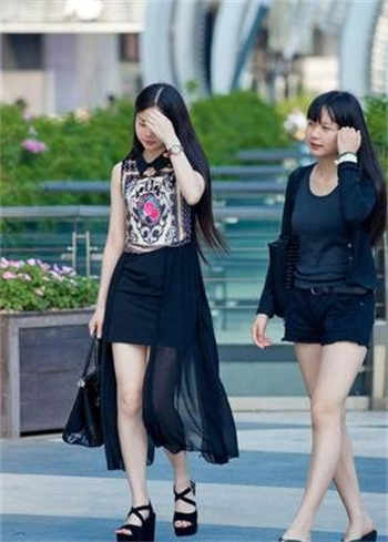 花影洛的故事