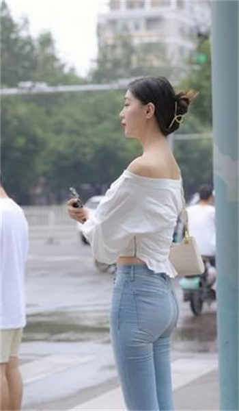 普法栏目富婆爱上快递员