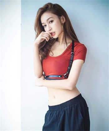 名门掠爱 冷少的契约新娘